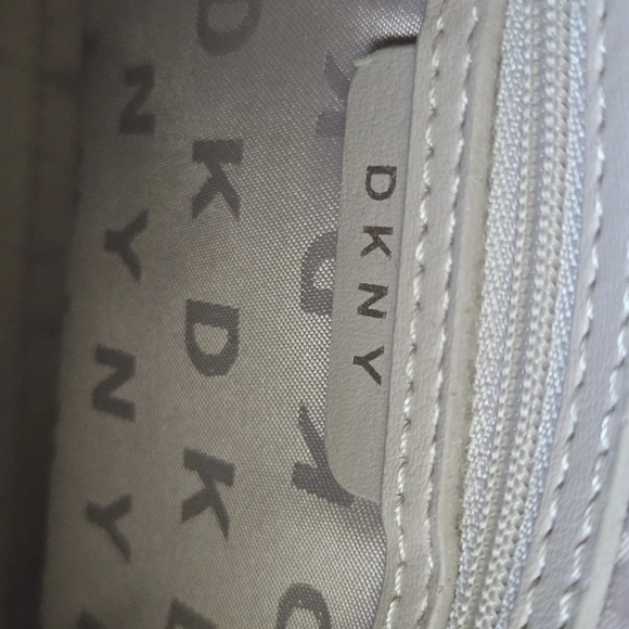 Dkny Brown Crossbody Bag with Elegant Design - Picture 9 of 12